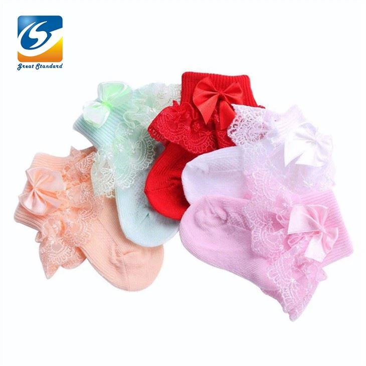 Babysokker med blonder