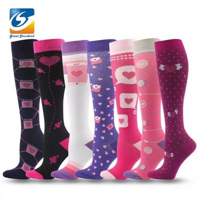 Knehøye kompresjonssokker for menn